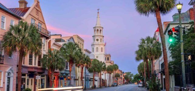 Exploring the Charm of Charleston: A Traveler’s Guide to South Carolina’s Historic Gem